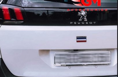Bộ tem cờ pháp nâng tầm đẳng cấp trong việc trang trí xe Peugeot